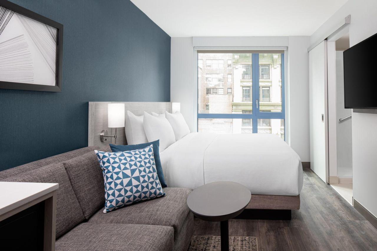 Hyatt Place New York Chelsea Exterior photo A room at the W San Francisco